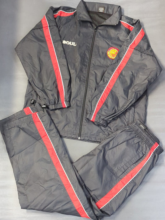 新日本プロレス×SOUL セットアップウィンドブレーカー(ブラック×レッド)