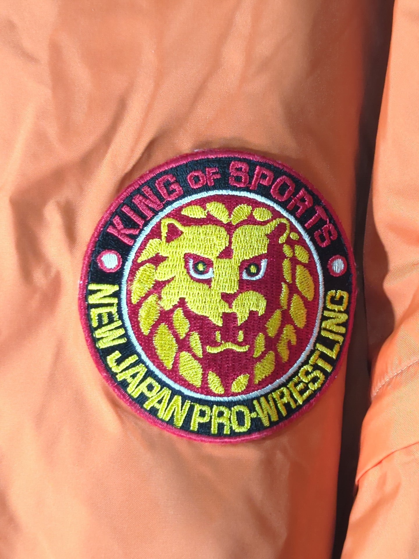 新日本プロレス×SOUL「NEXESS」袖裾着脱式ウィンドブレーカー