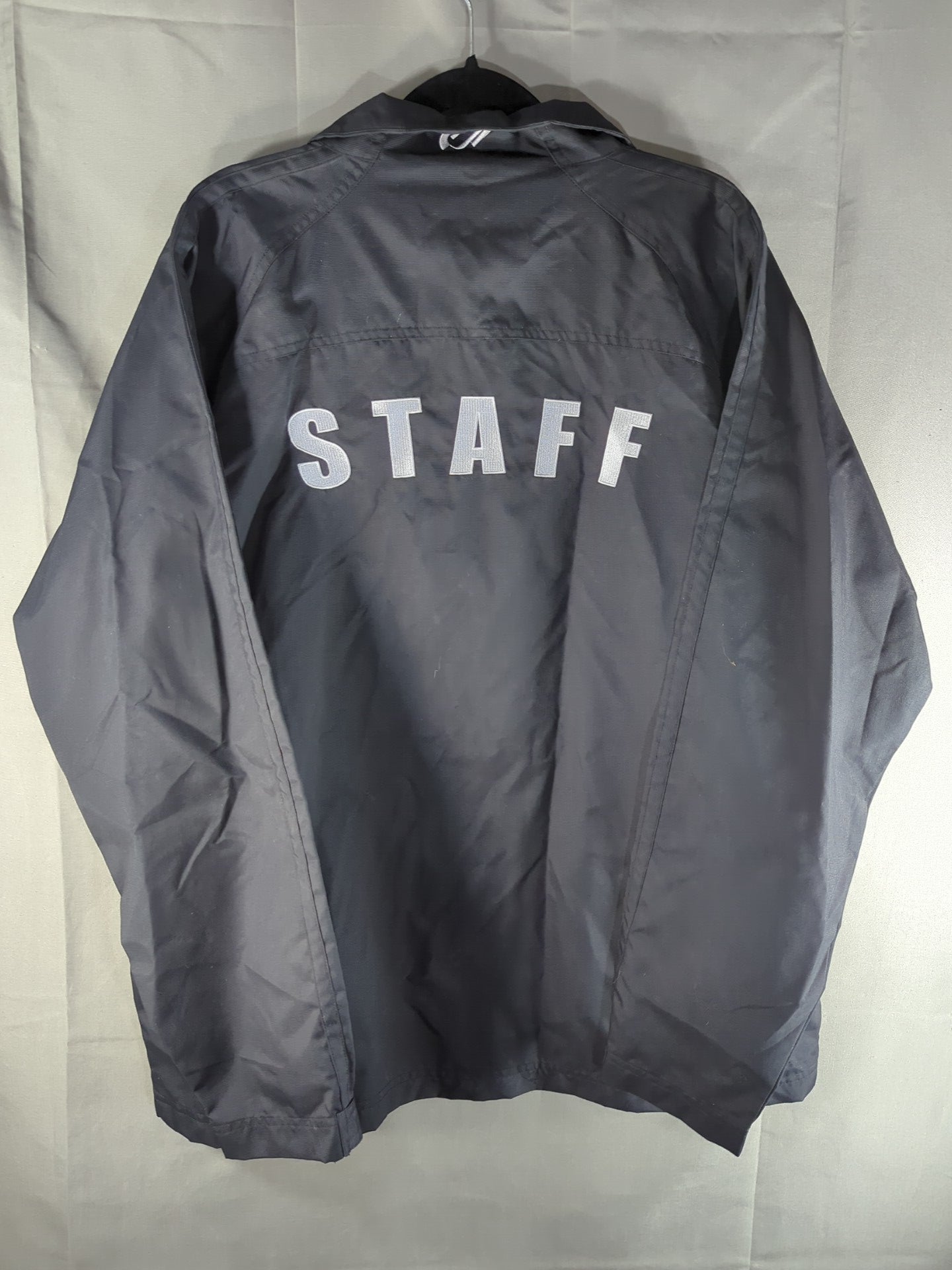 新日本プロレス×SOUL ライオンマーク スタッフ用ジャンパー