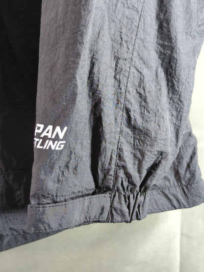 新日本プロレス×SOUL ナイロンウィンドブレーカー(ブラック)