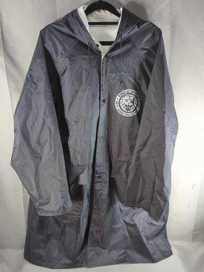 新日本プロレス「NEW JAPAN WRESTLERS」ベンチコート