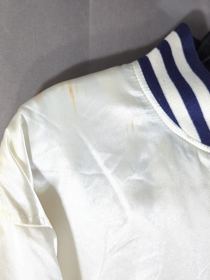 新日本プロレス「B.V.D 120th」スタジアムジャンパー