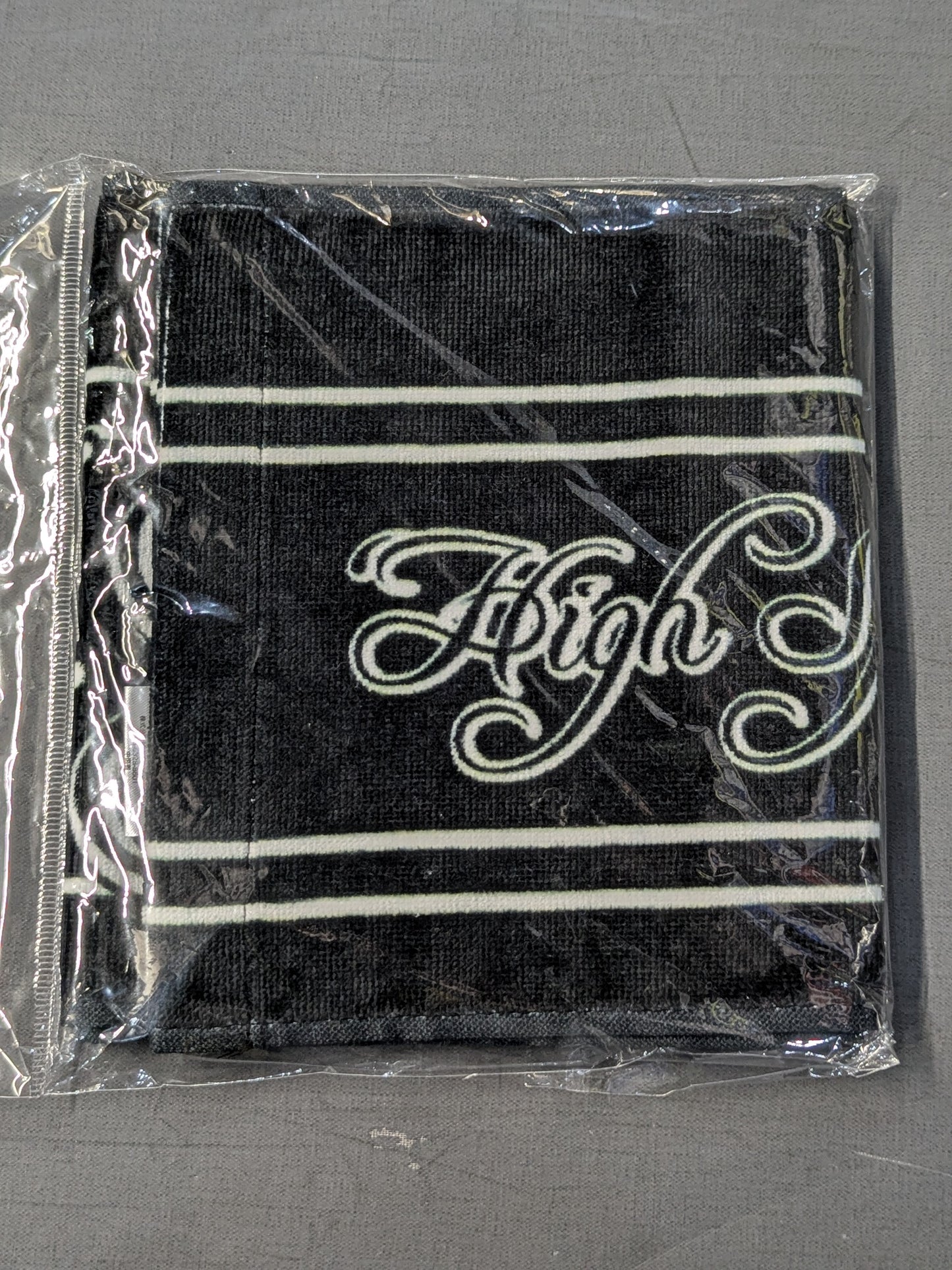 NATSUPOI  Muffler Towel (STARDOM×Avail)