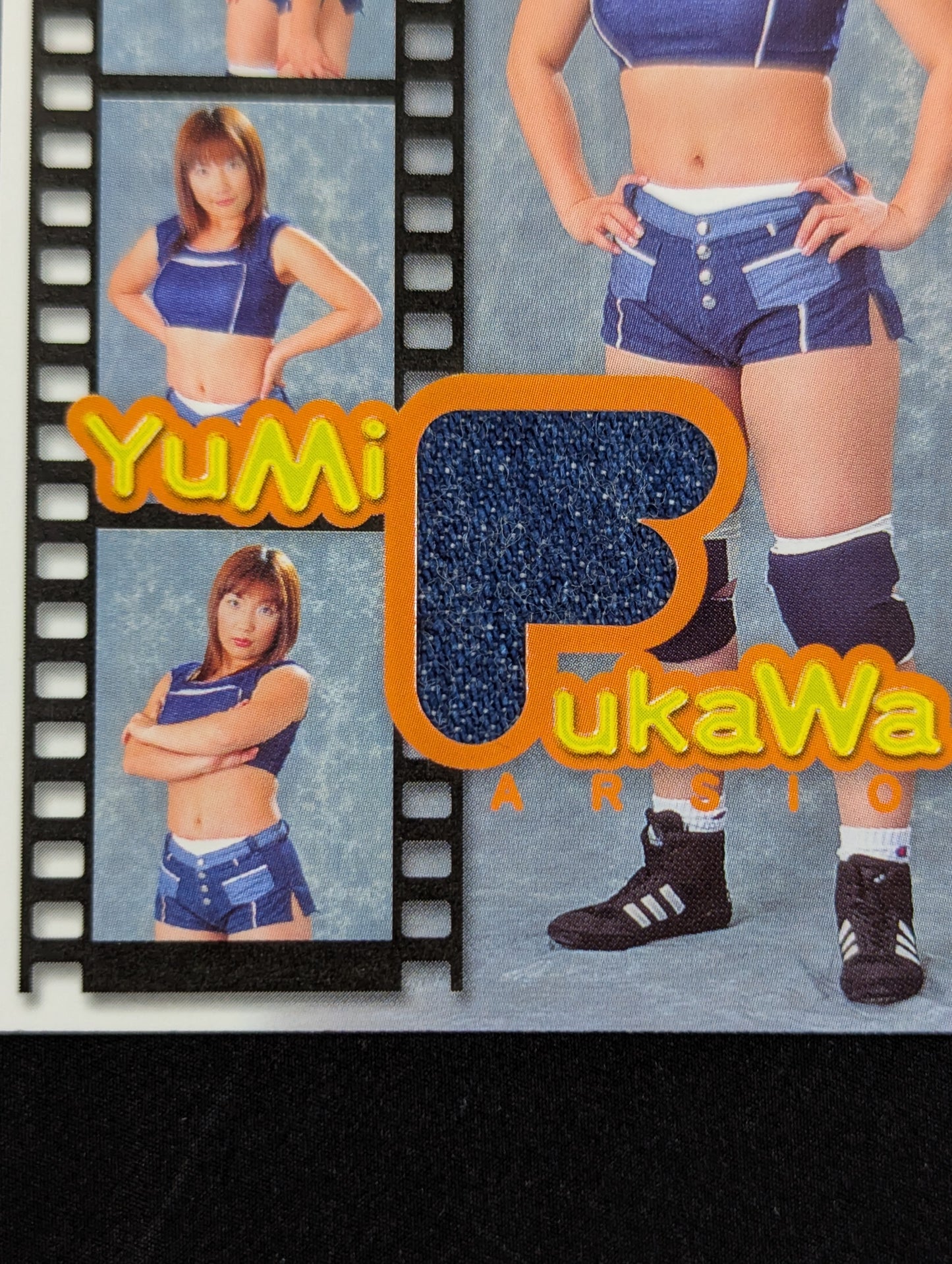 2001 BBM trading card magazine Yumi Fukawa  Official Costume Card