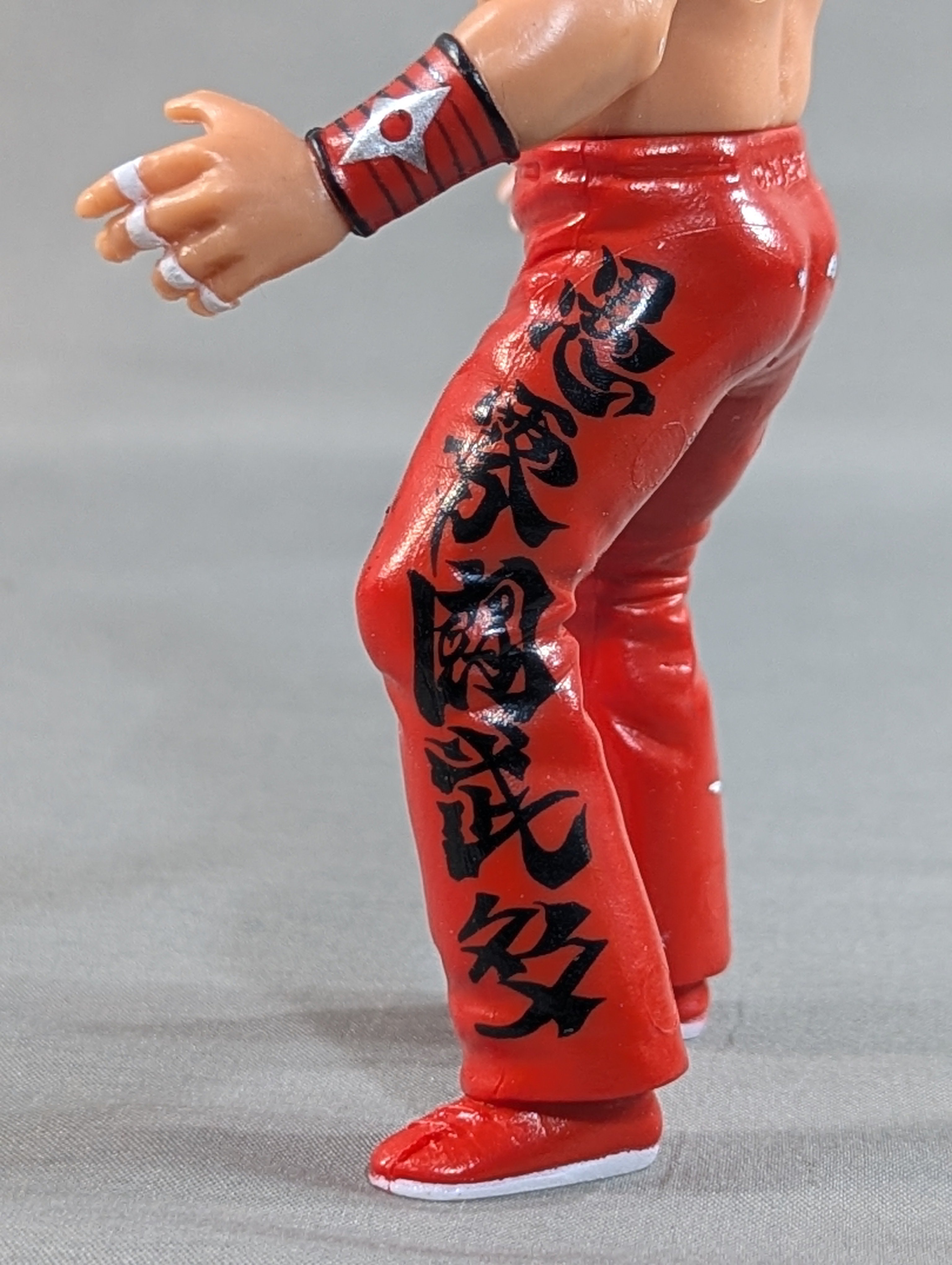 Great Muta (red× black paint) – 闘道館