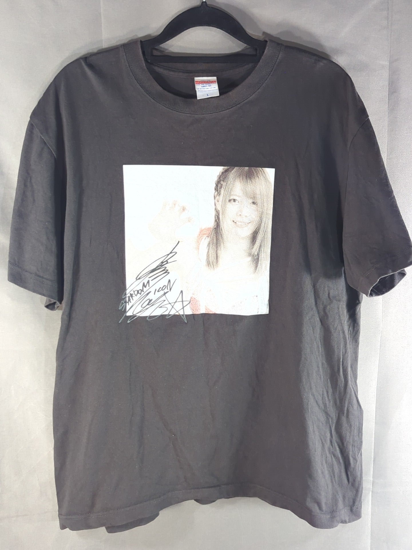 Mayu Iwatani × Loft T-Shirt