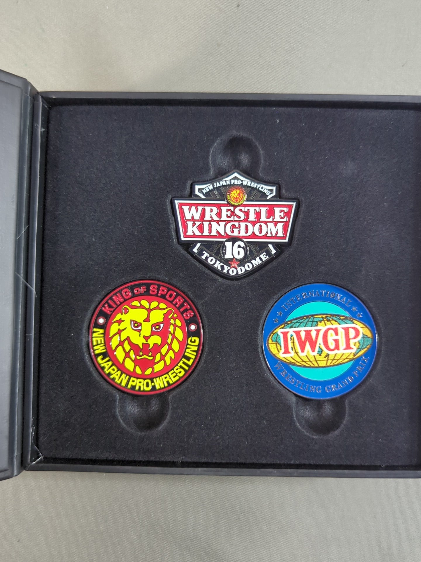 ☆非売品☆ 新日本プロレス WRESTLE KINGDOM 16 in TOKYO DOME ピンズ