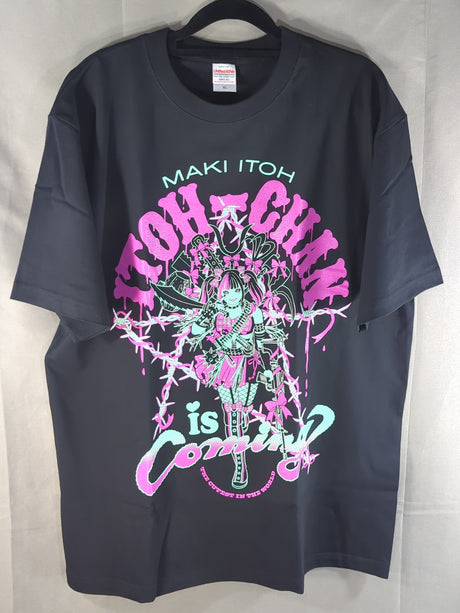 伊藤麻希「ITOH-CHAN is Coming」Tシャツ