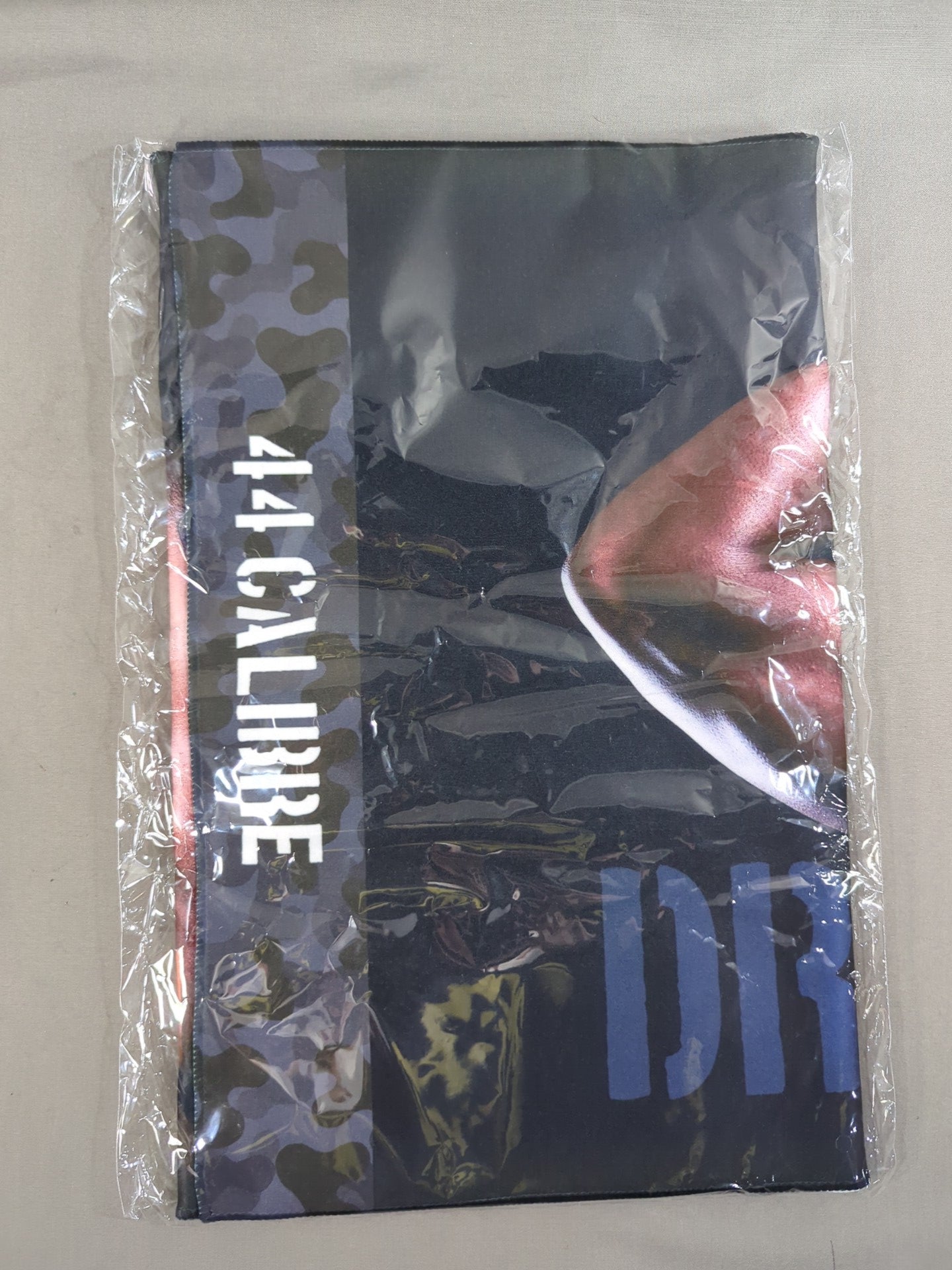 Drilla Moloney Protein Shaker & Concurso Visual Towel Set