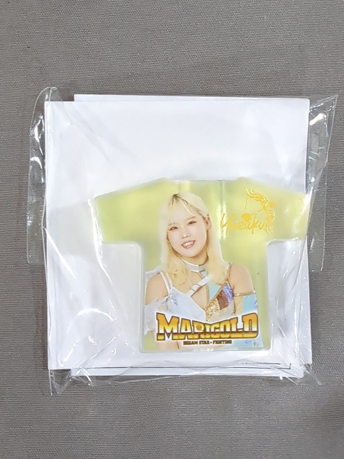 ★ ★ not sold in stores Victoria Yuzuki  Marigold Cable Protector