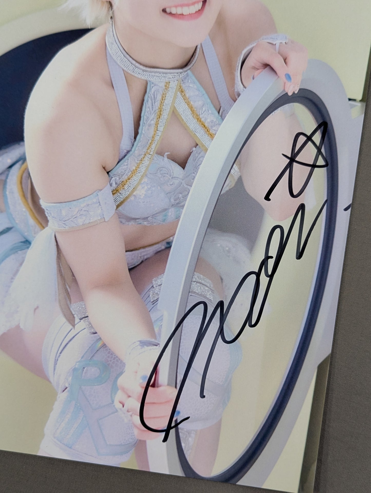 なつぽい 直筆サイン入り スターダムポートレート(S-1)