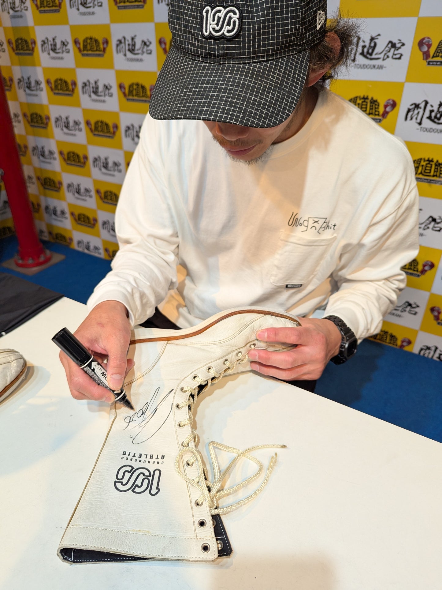 Kaoru ★ Uno Eioki Clutch 01 worn by him !! ★