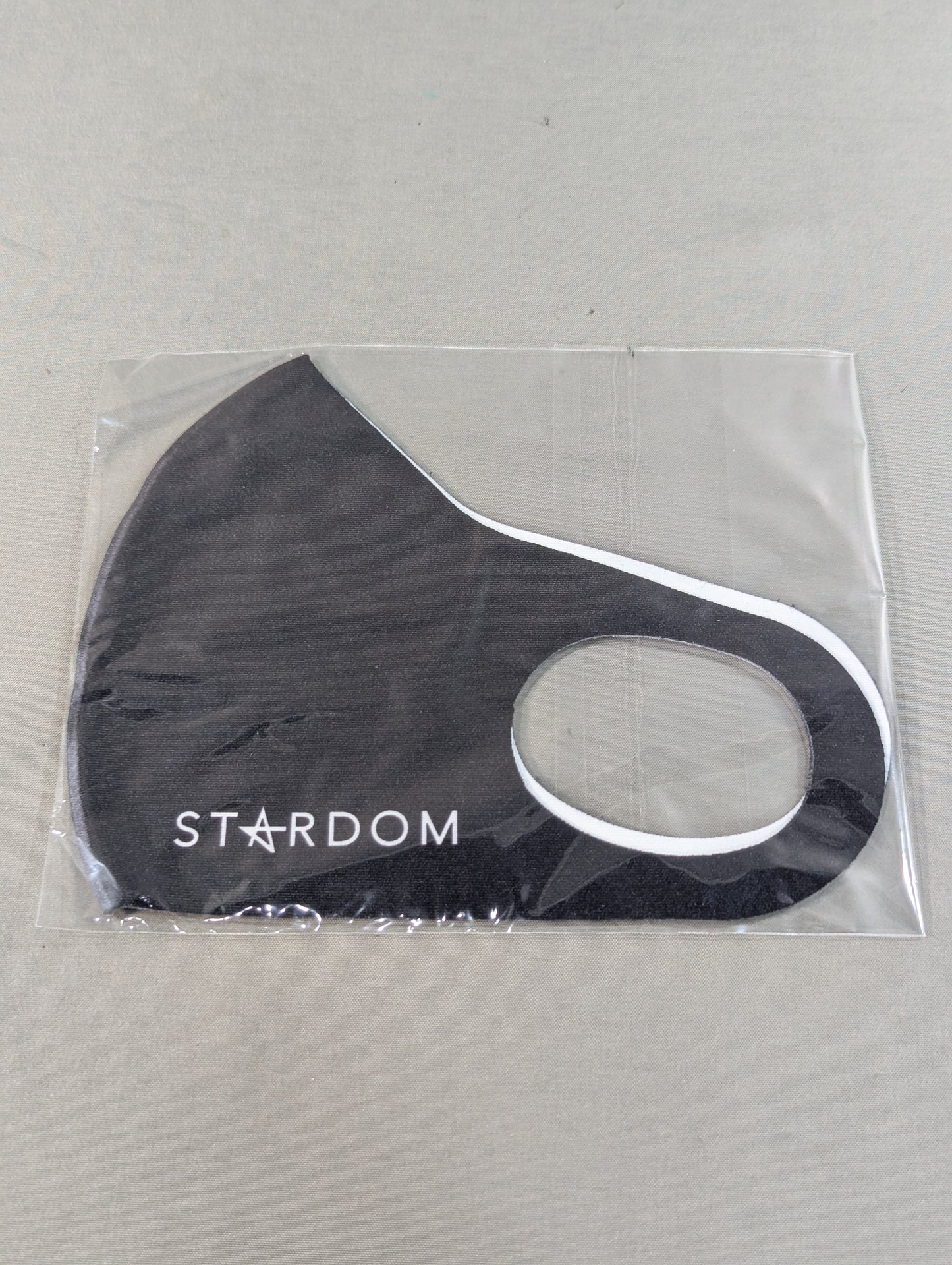 Stardom Logo Mask