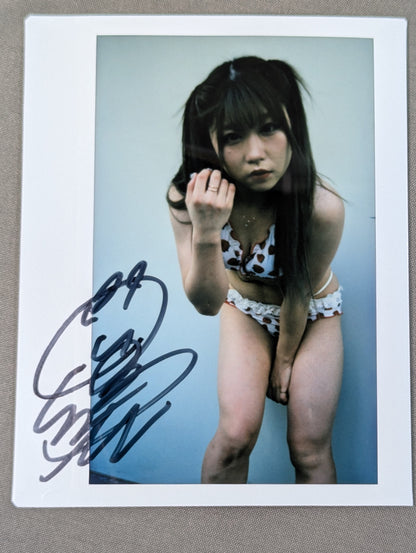 中野たむ 直筆サイン入り 水着チェキ(B-4)