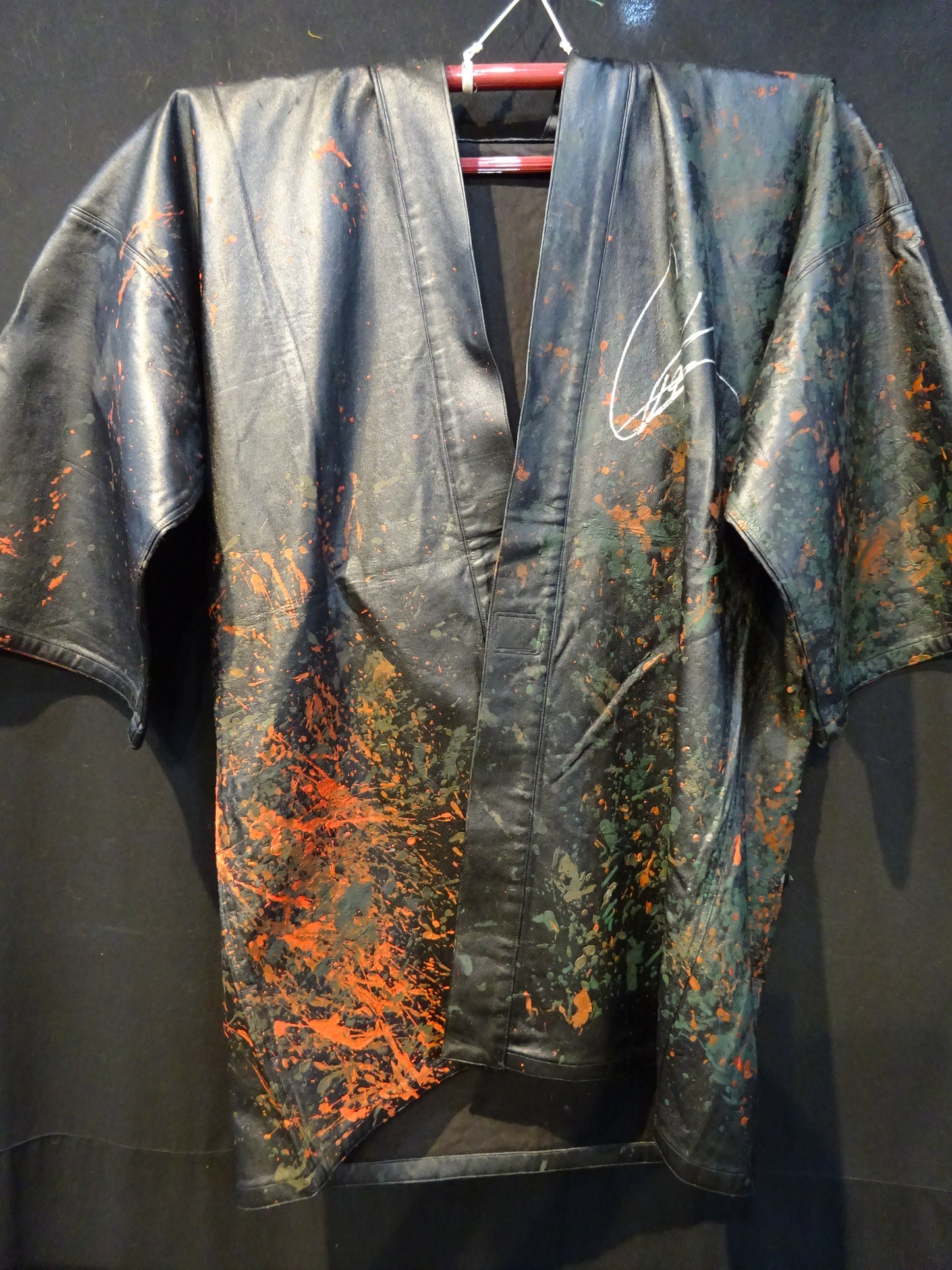 Great Muta ★ Fake GREAT MUTA worn by him !! ★