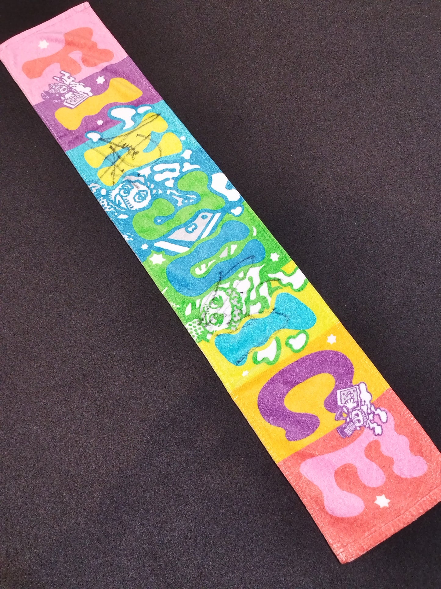 【W直筆サイン入り】フィンジュース マフラータオル