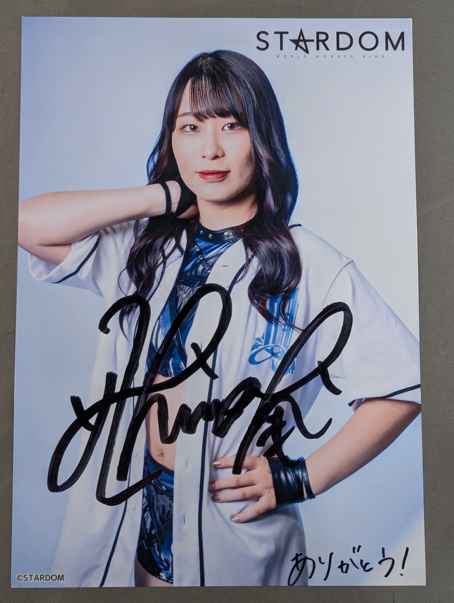 HINA  hand signed autograph  Starda Pro-Photo  (E-6)
