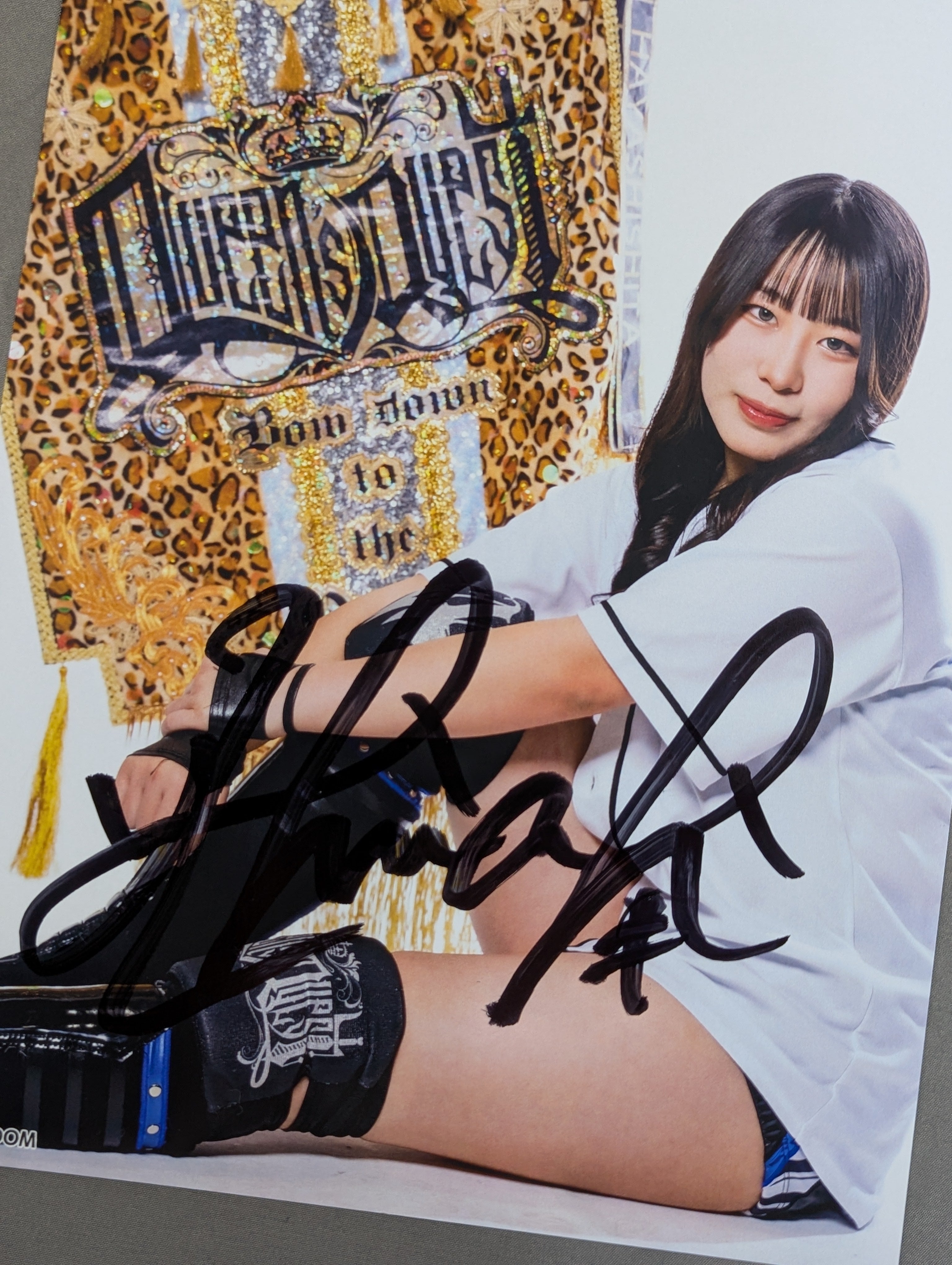 妃南 直筆サイン入り スターダムポートレート(E-7) – 闘道館