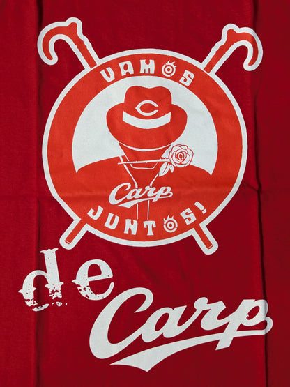 Hiroshima Toyo Carp ×Tetsuya Naito "VAMOS JUNTOS!" T-shirt (red)
