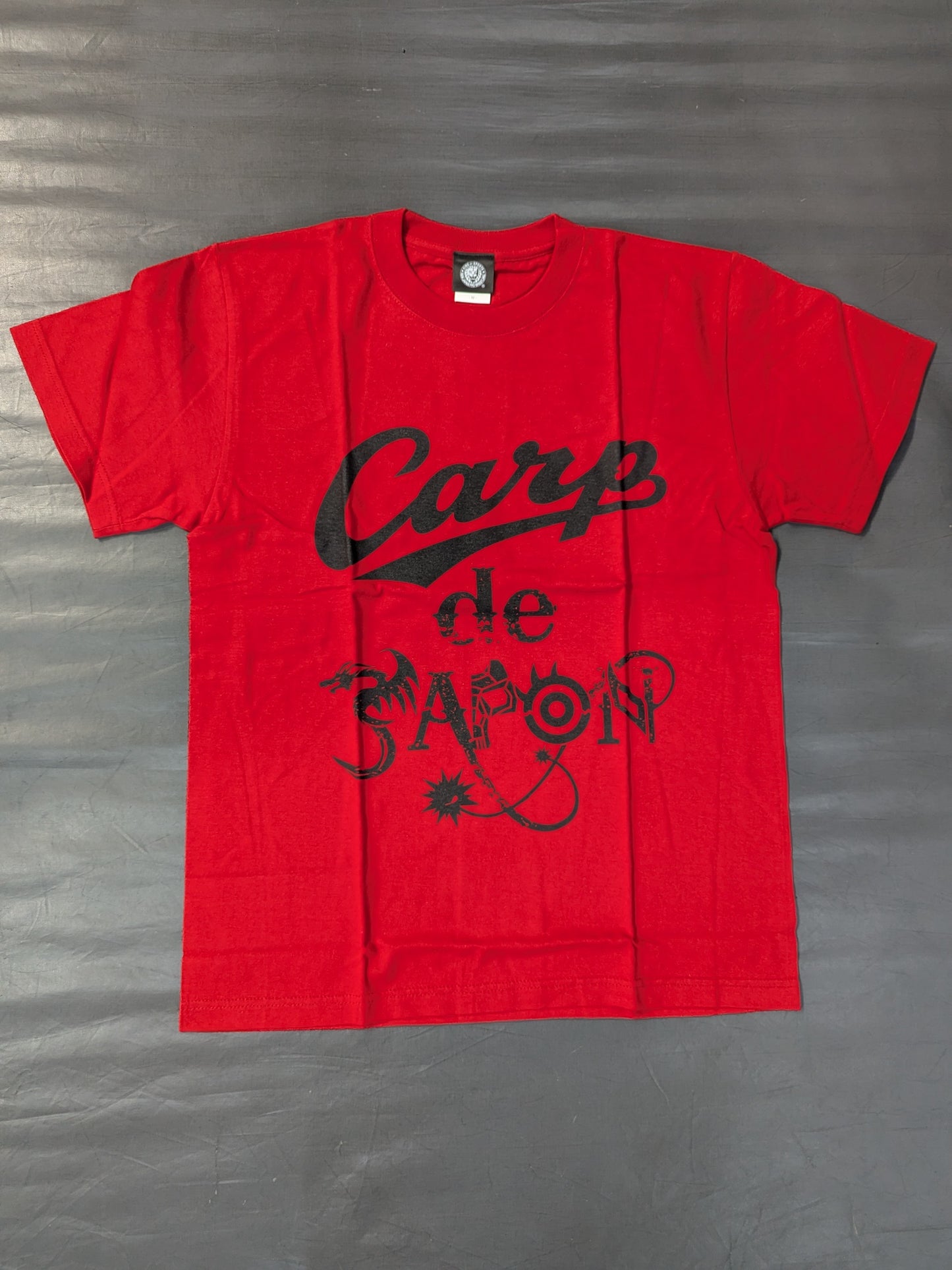 Hiroshima Toyo Carp × Tetsuya Naito "Renacido" collaboration T-shirt