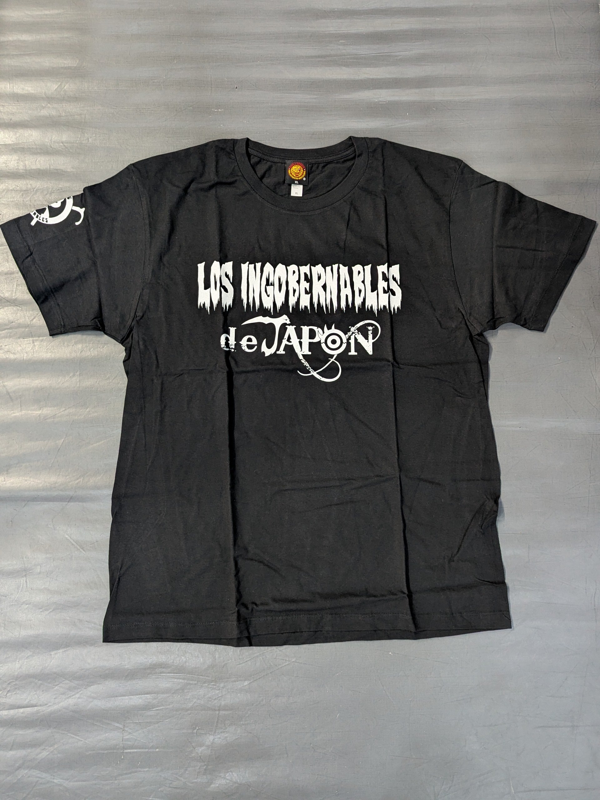 ロス・インゴベルナブレス・デ・ハポン Tシャツ(ブラック×ホワイト