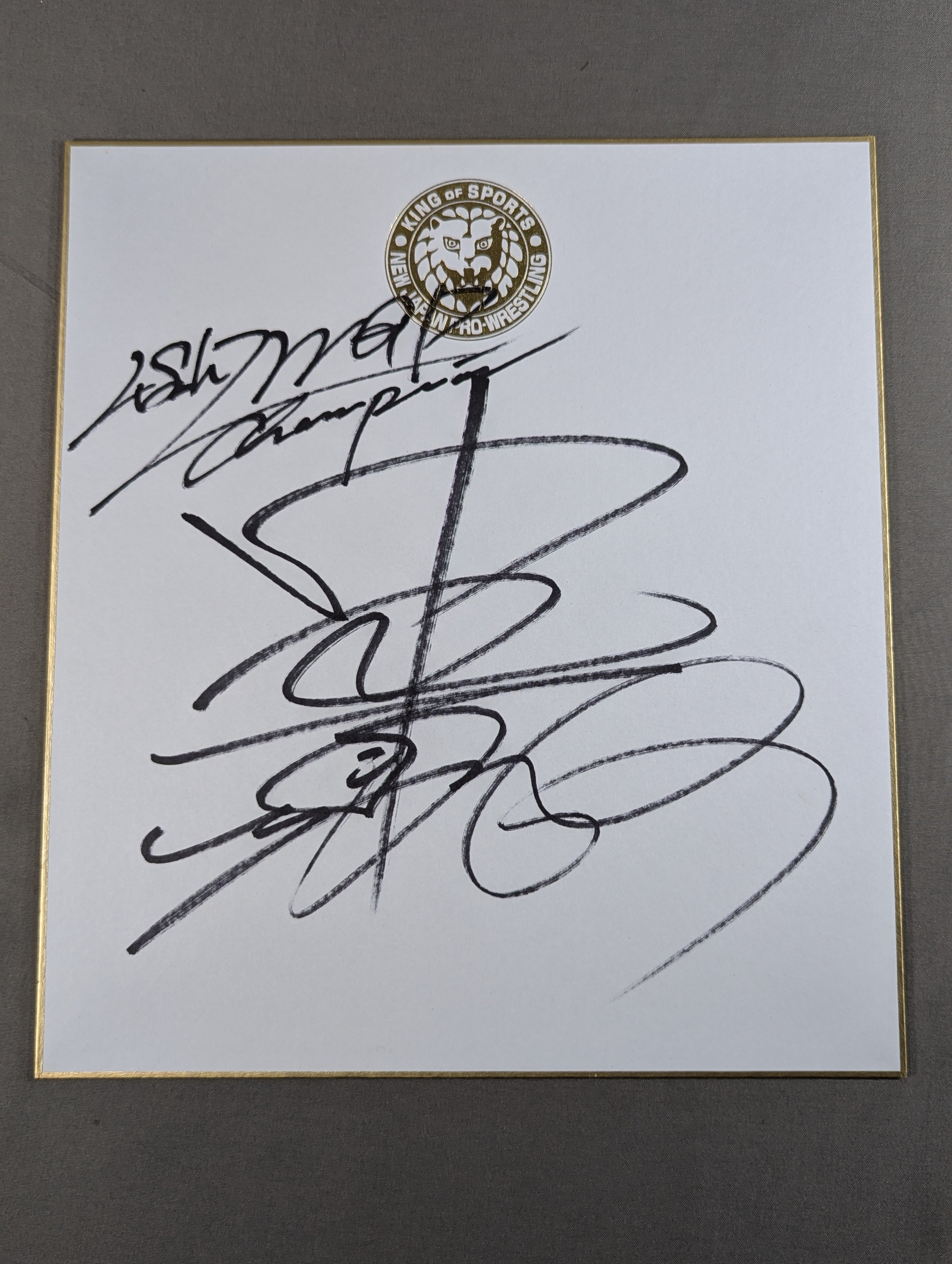 【送料込】WWE中邑真輔  直筆サインフォトフレーム33×40 送料込】WWE中邑真輔 直筆サインフォトフレーム33×40の通販 by msso