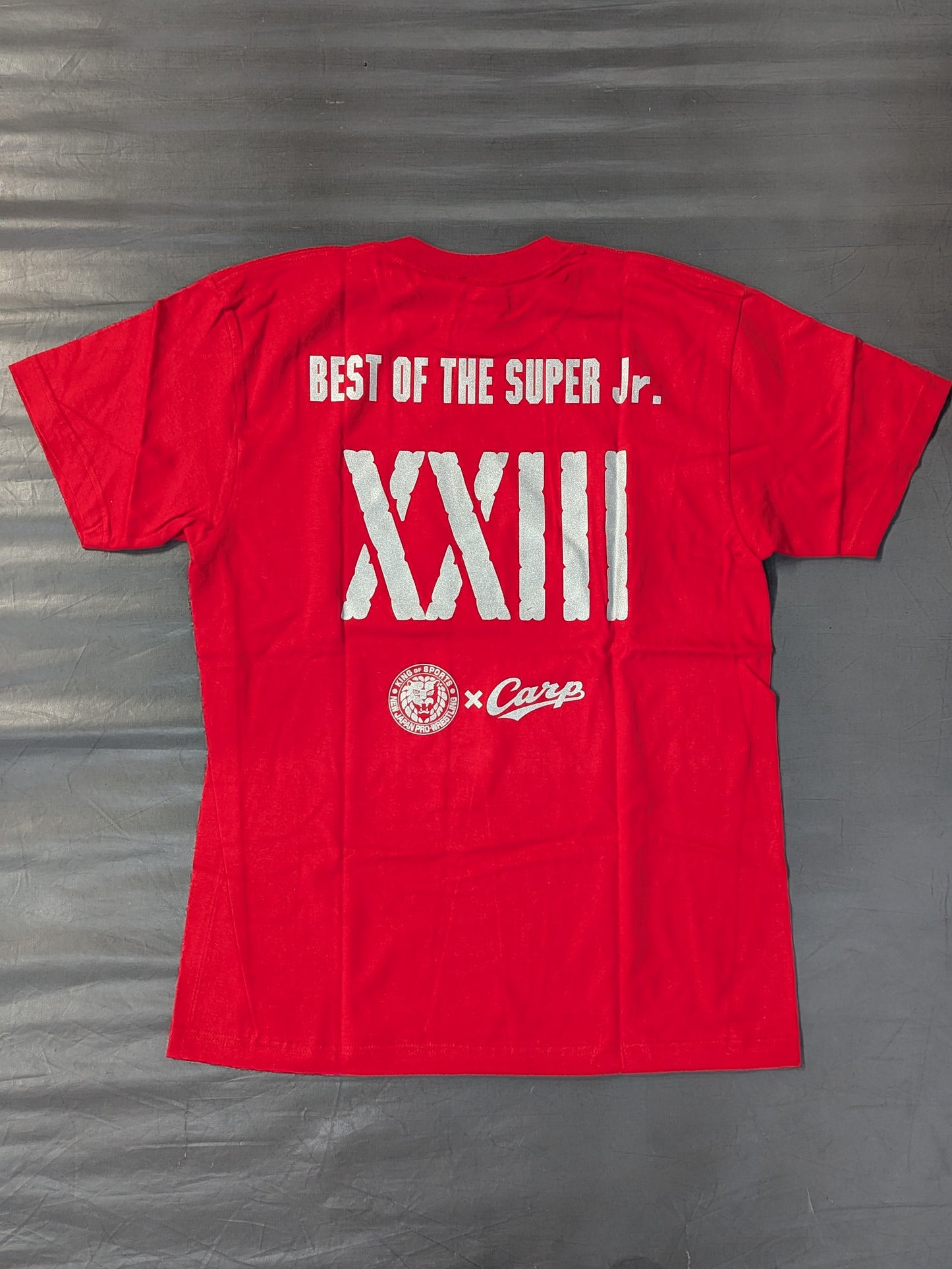 Hiroshima Toyo Carp ×New Japan Pro Wrestling  "BEST OF THE SUPER Jr. XXIII." collaboration T-shirt (red)