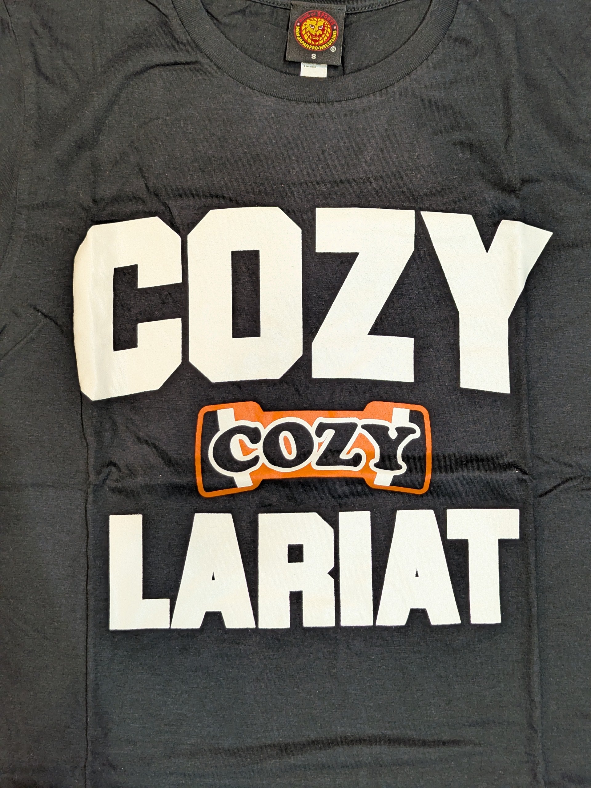 直筆サイン入り】小島聡「COZY LARIAT」Tシャツ – 闘道館