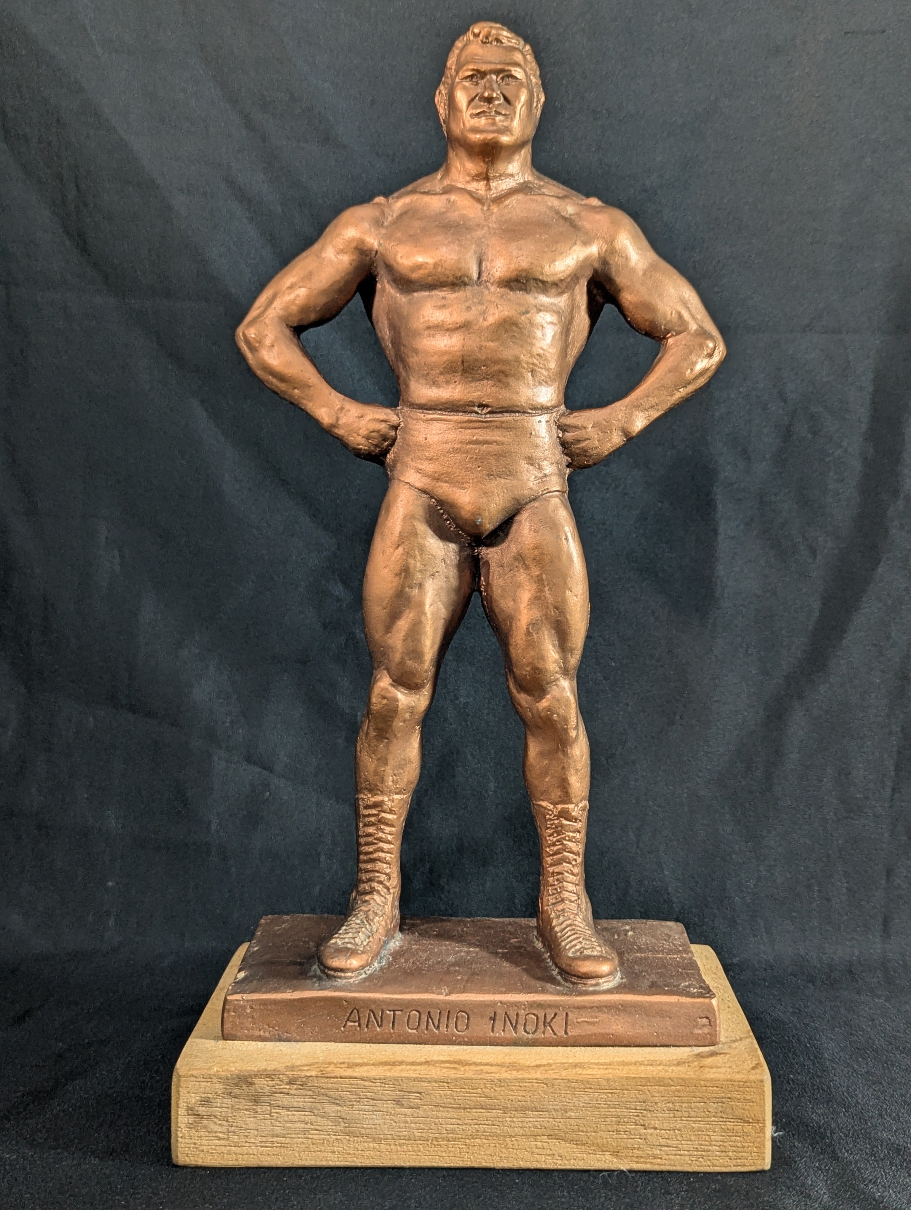 アントニオ猪木 ブロンズ像 ☆村田善則氏作・MANSPORTS☆ アントニオ猪木のブロンズ像 – 闘道館
