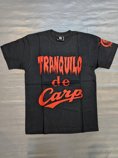 広島東洋カープ×内藤哲也「TRANQUILO de Carp」Tシャツ(ブラック)