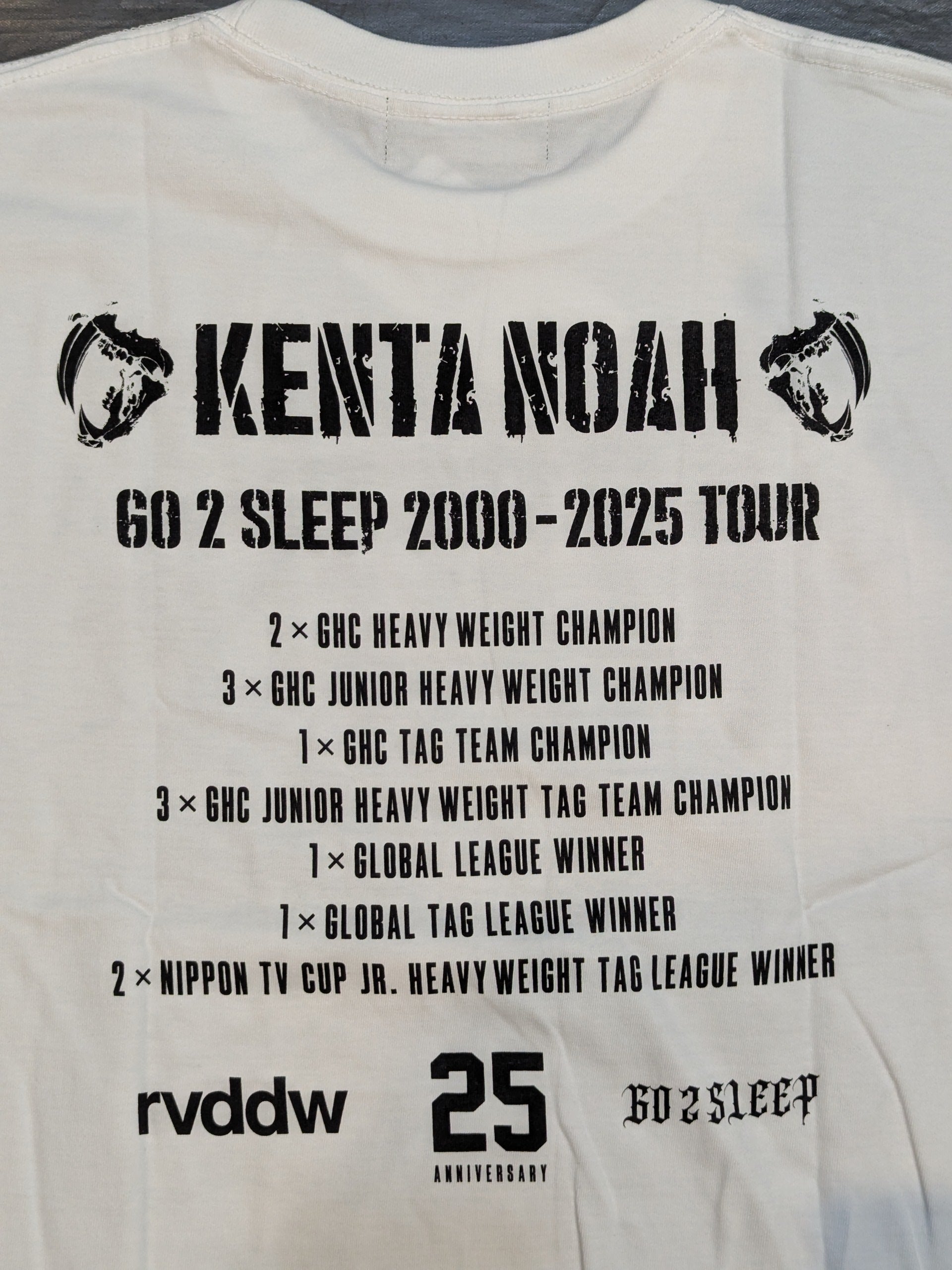 KENTA「GO 2 SLEEP 2000-2025 TOUR」Tシャツ(ホワイト) – 闘道館