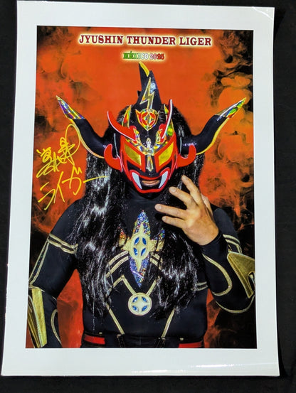 Jushin Thunder Liger  hand signed autograph Pro-Photo (1)