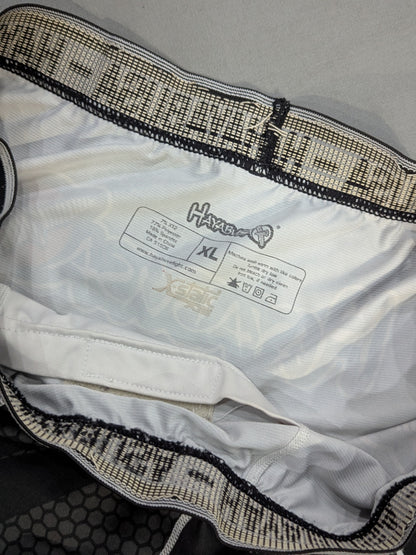 HAYABUSA ファイトショーツ②(黒×グレー)