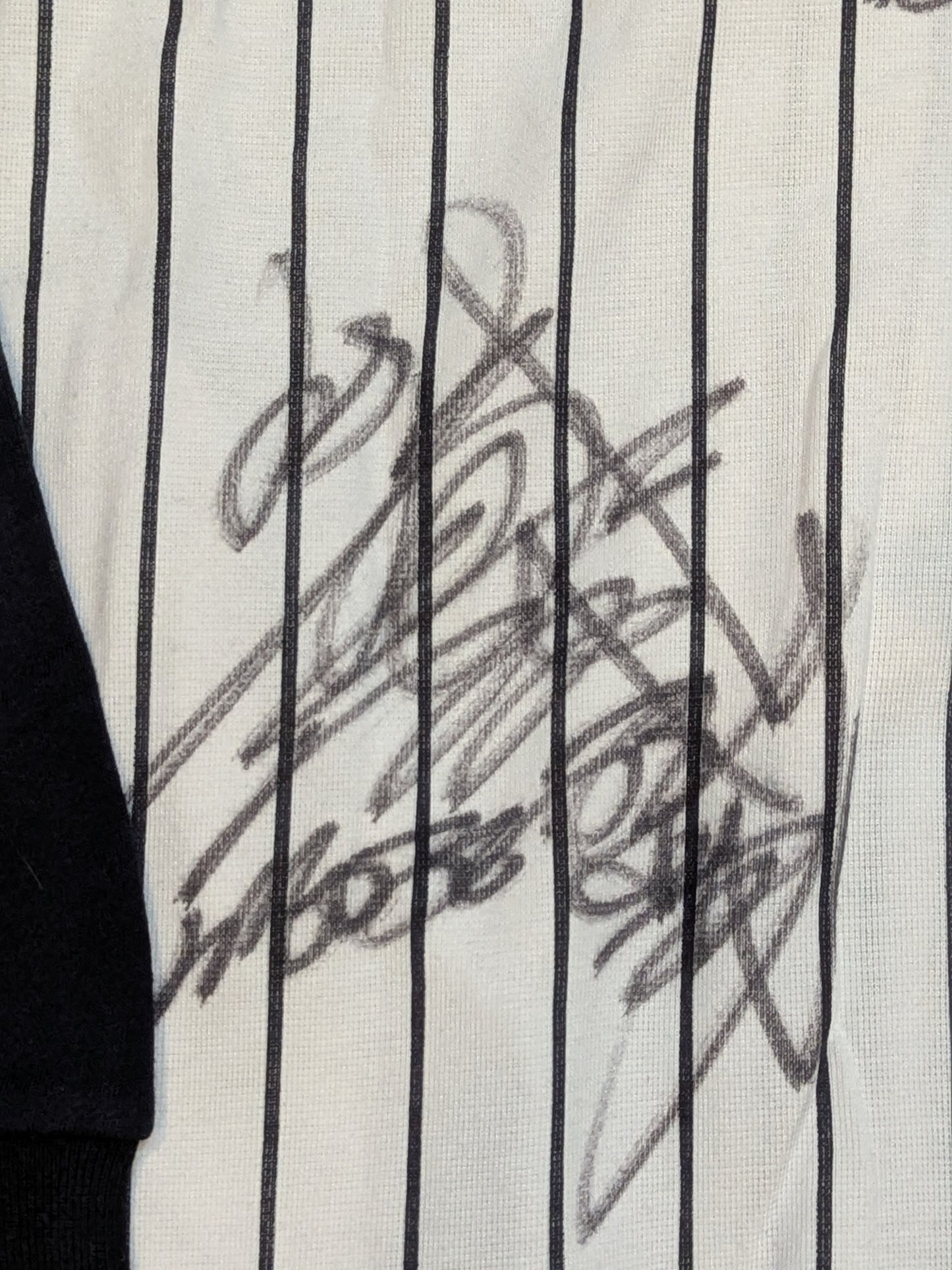 [4 fighters hand signed autograph L.I.J. Striped blouson
