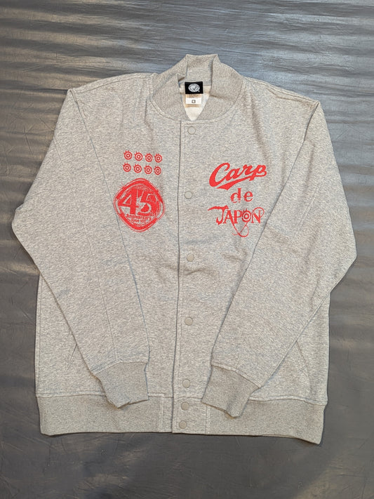 Hiroshima Toyo Carp × Tetsuya Naito "Carp de JAPN" Sweat Jacket (Gray)