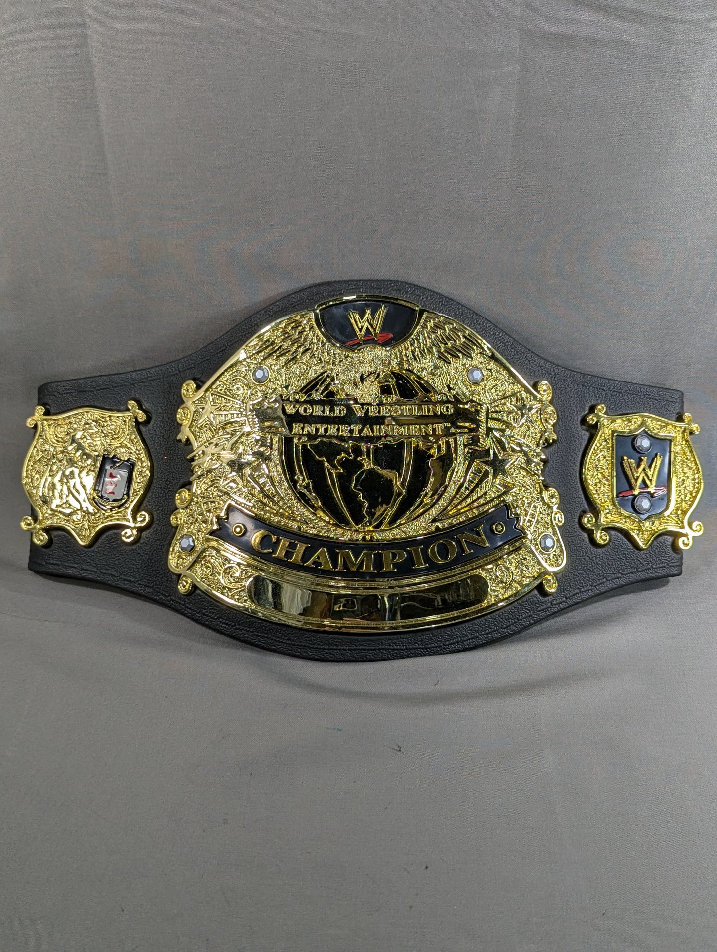WWE WORLD HEAVYWEIGHT CHAMPIONSHIP トイベルト(UNDISPUTED)