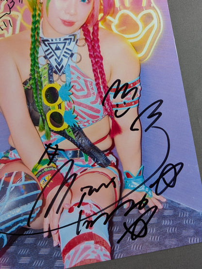 Yuna Mizumori  hand signed autograph  Starda Pro-Photo (B-3)