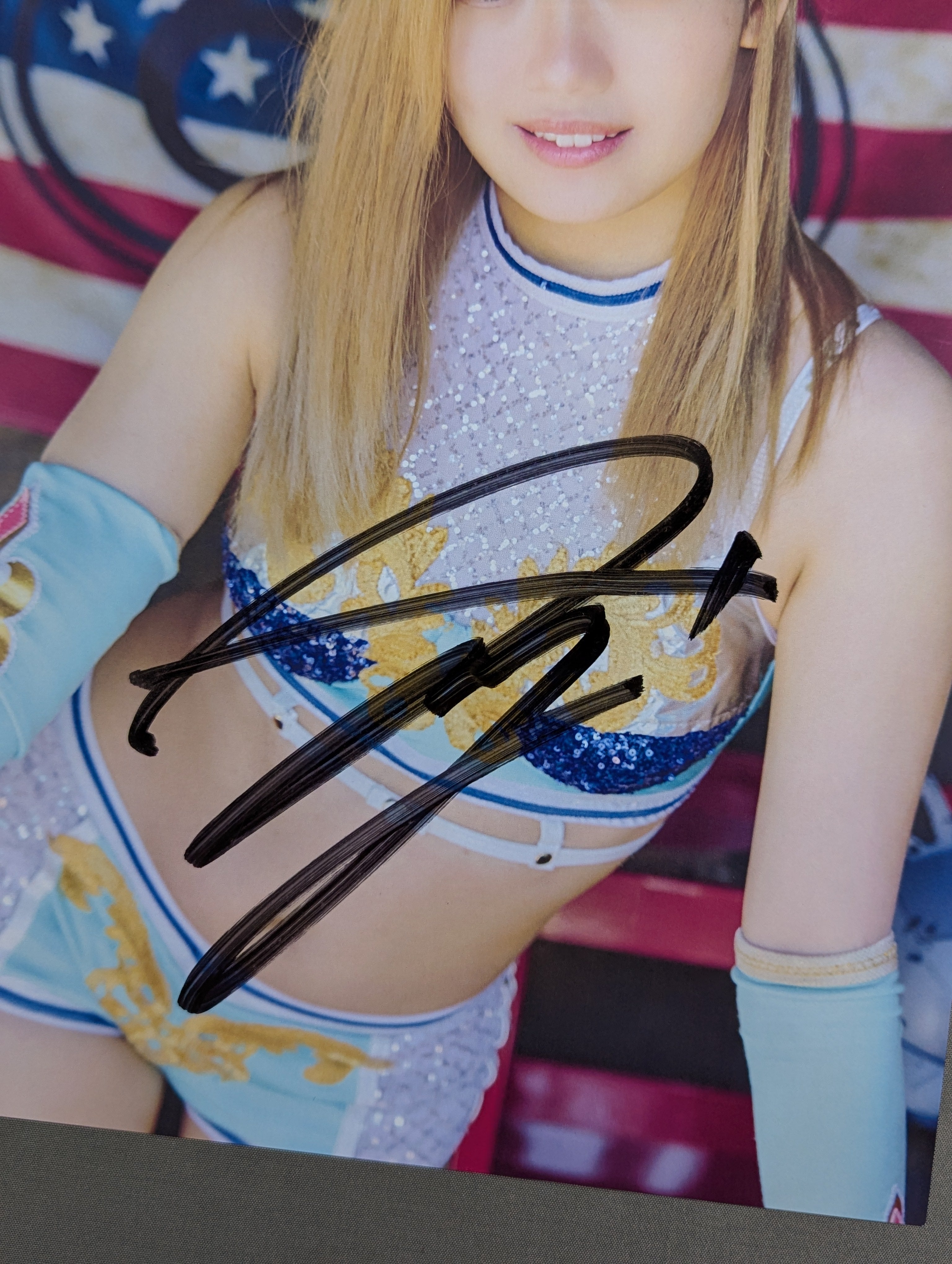 女子プロレス　スターダム　直筆サイン入りポートレート　AZM SLK 天咲光由 会場限定】スターダム 天咲光由 ポートレート【直筆サイン入り