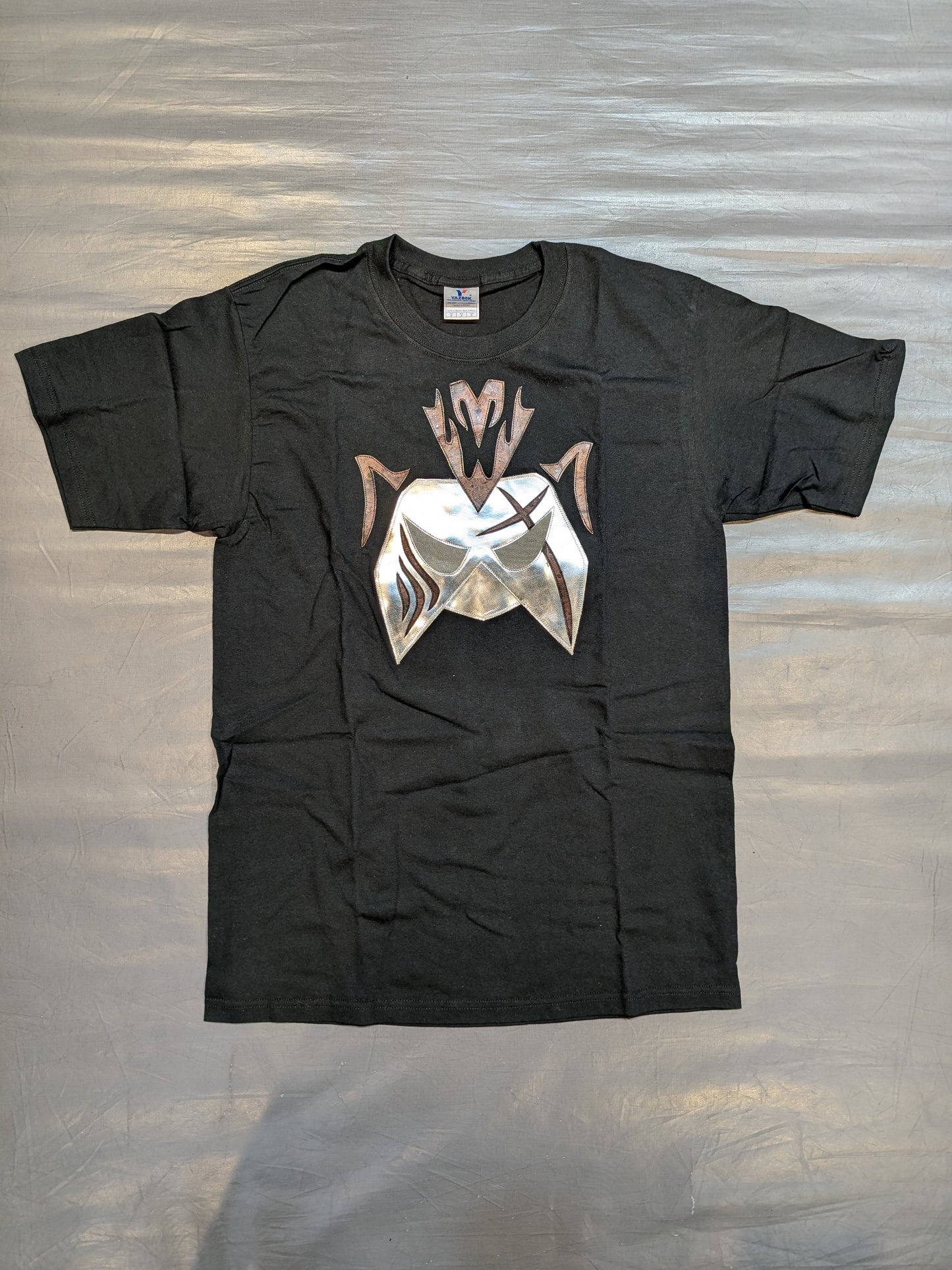 Maybach Taniguchi "Mask Border" T-shirt (black string )