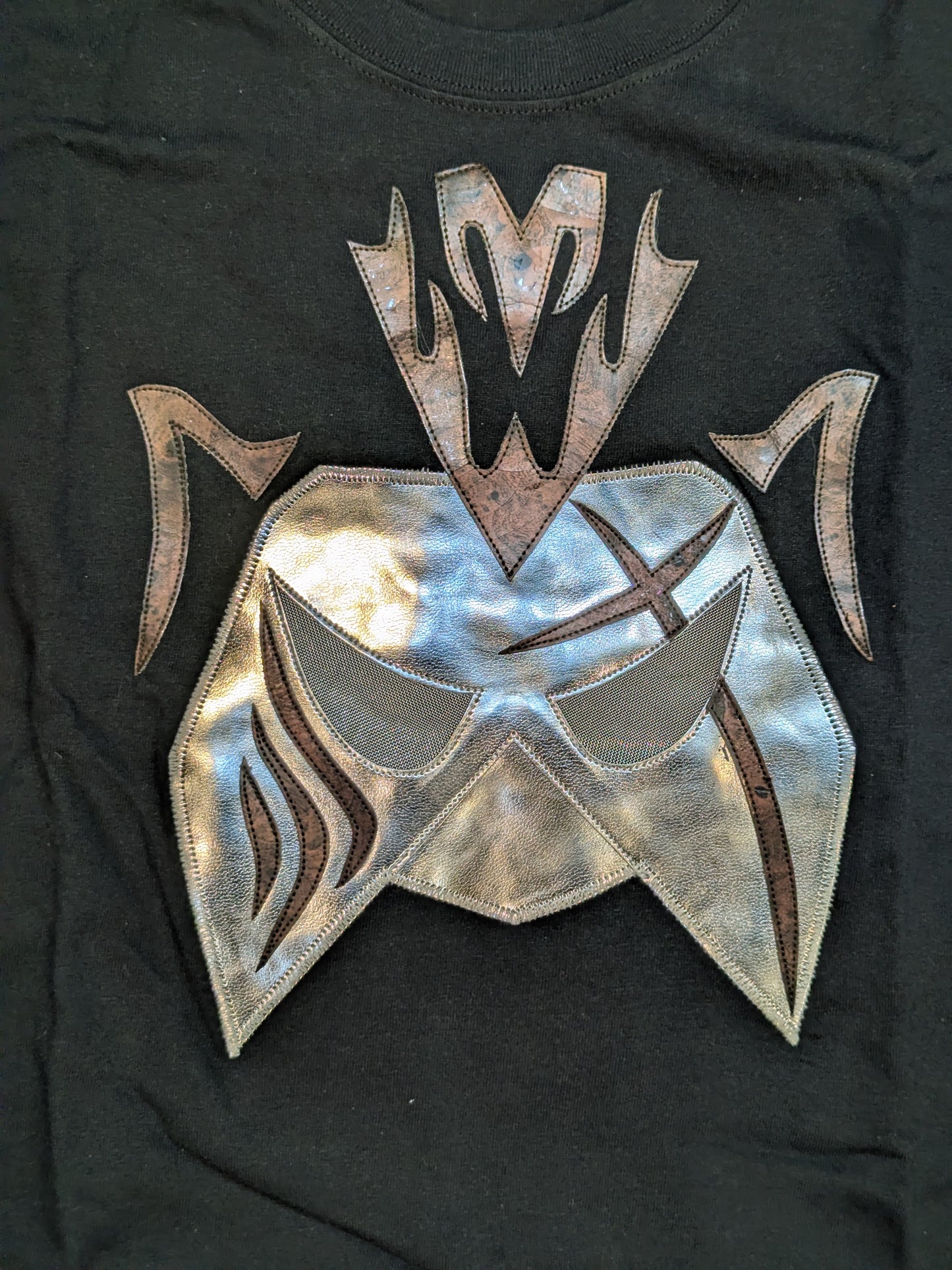 Maybach Taniguchi "Mask Border" T-shirt (black string )