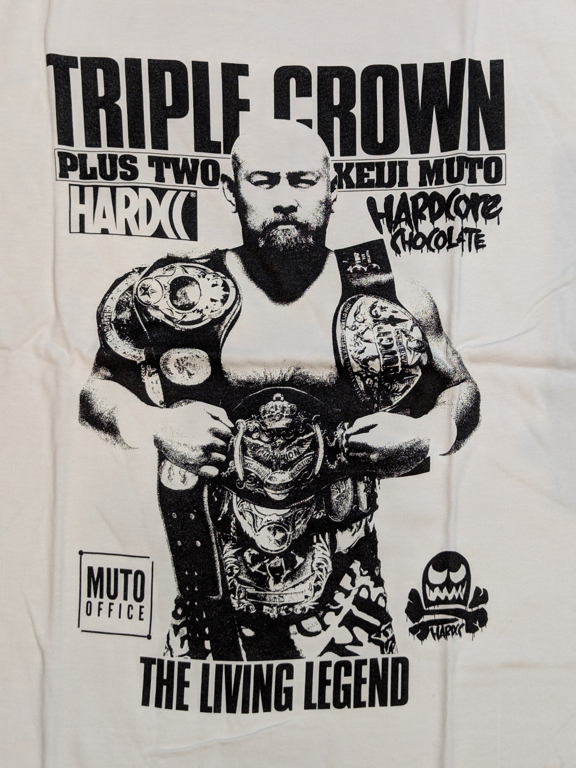武藤敬司「TRIPLE CROWN PLUS TWO」Tシャツ(ホワイト) – 闘道館