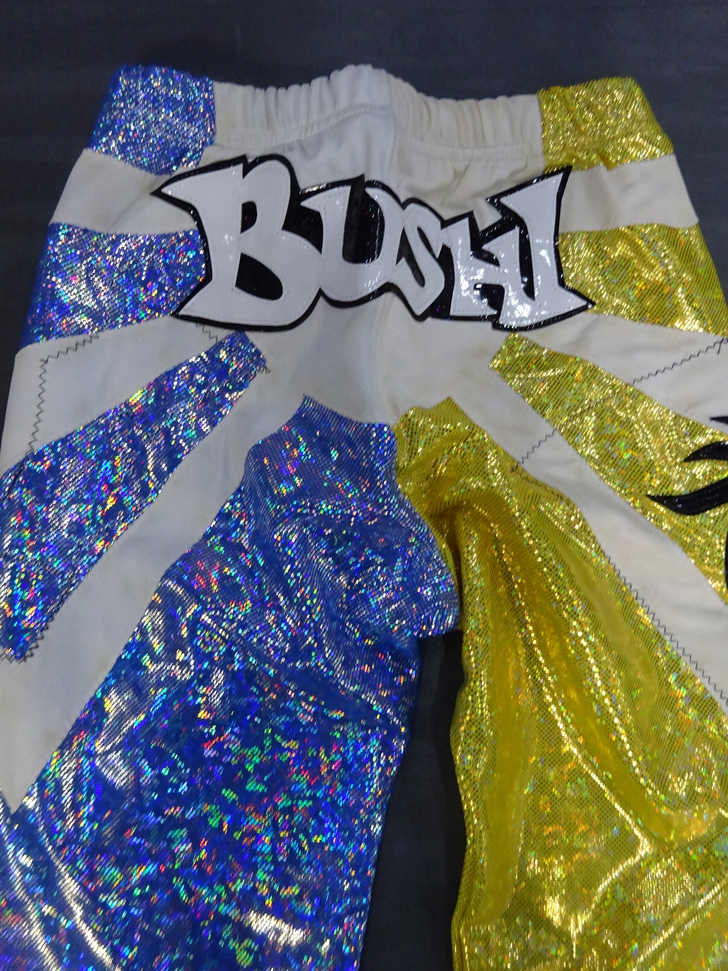 BUSHI 