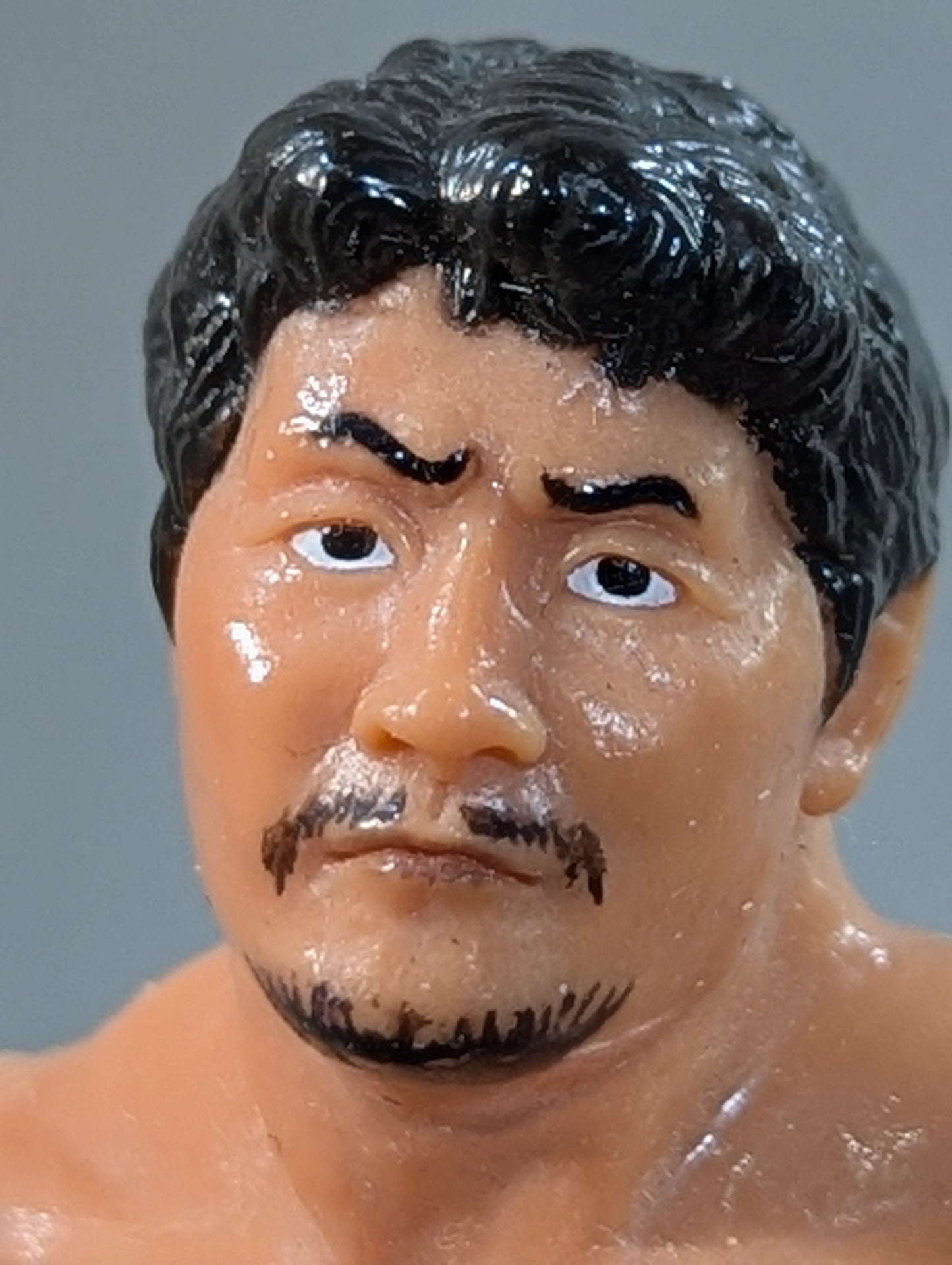 前田日明(赤リストバンド・ヒゲ)