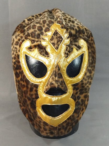 Mil Mascaras 