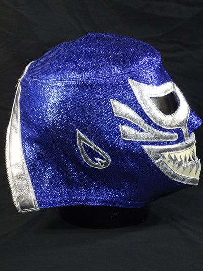 Mil Mascaras 