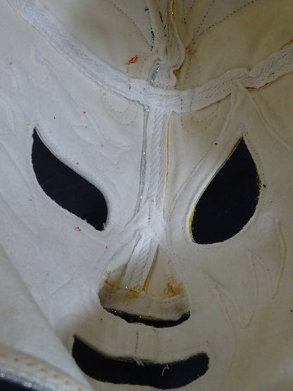 Mil Mascaras 