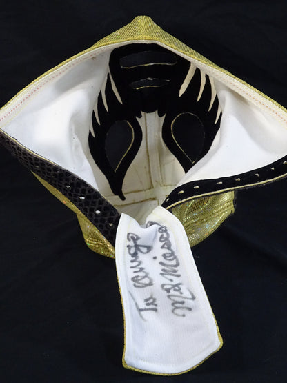 Mil Mascaras 