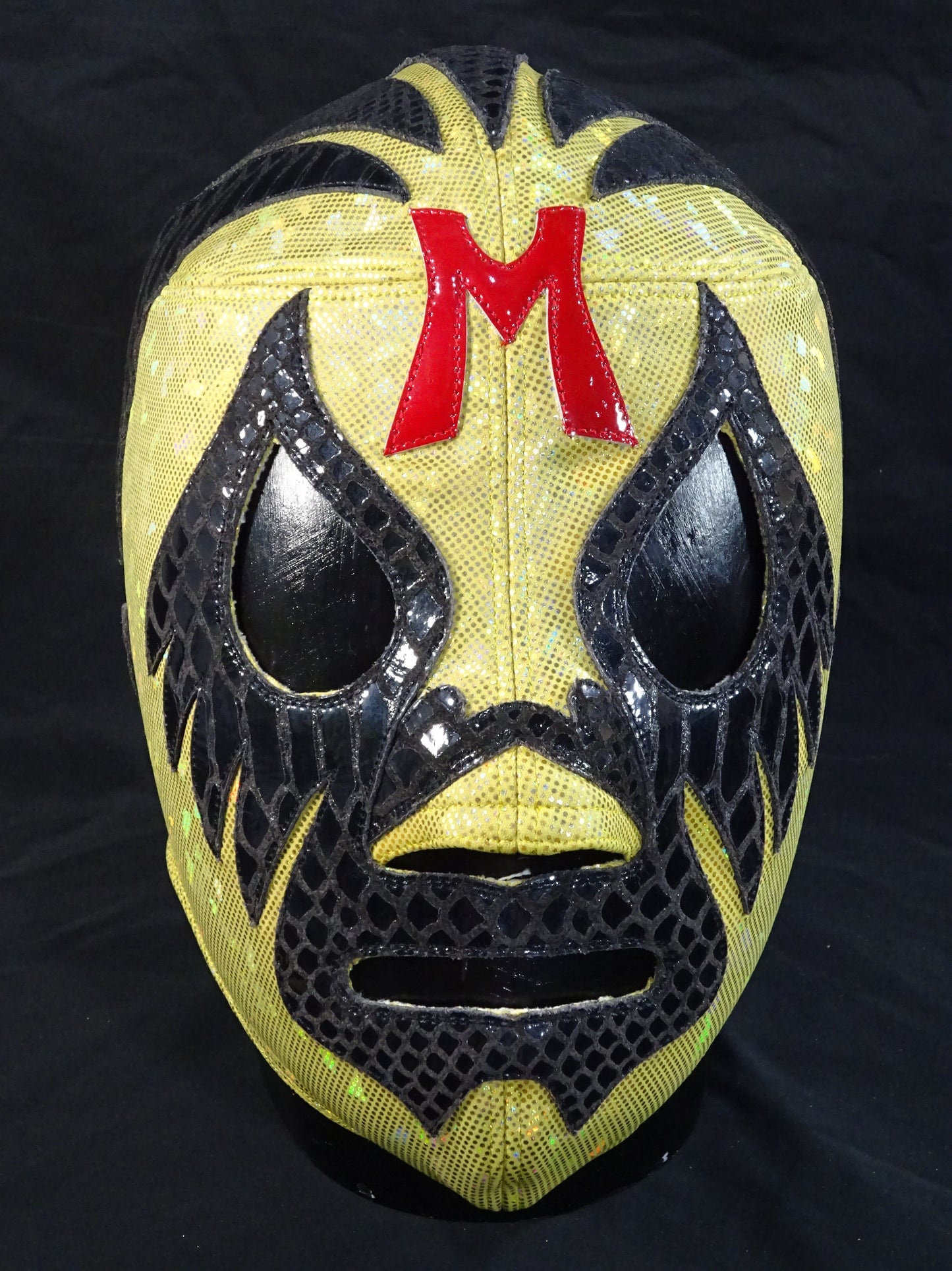 Mil Mascaras 
