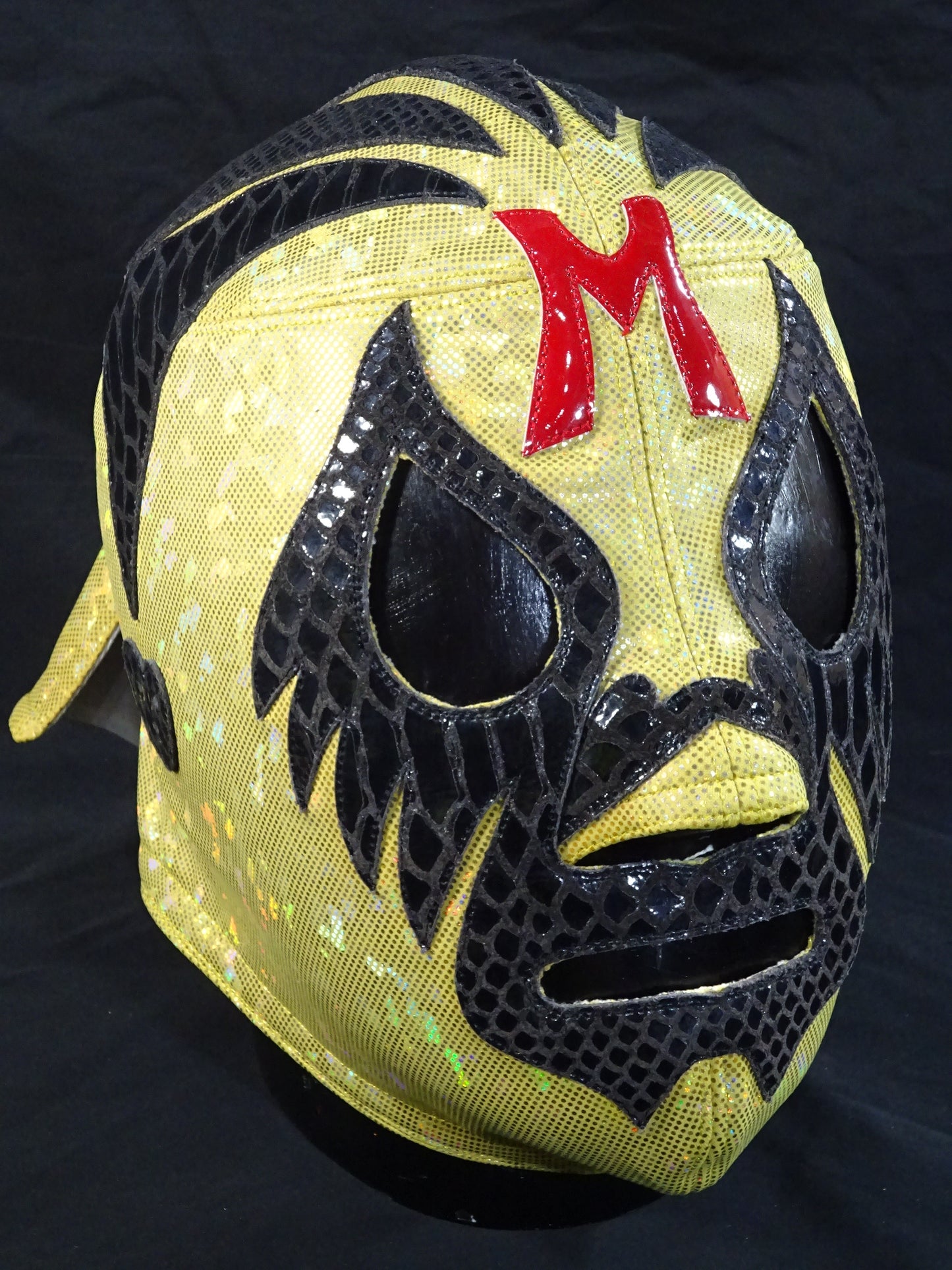 Mil Mascaras 