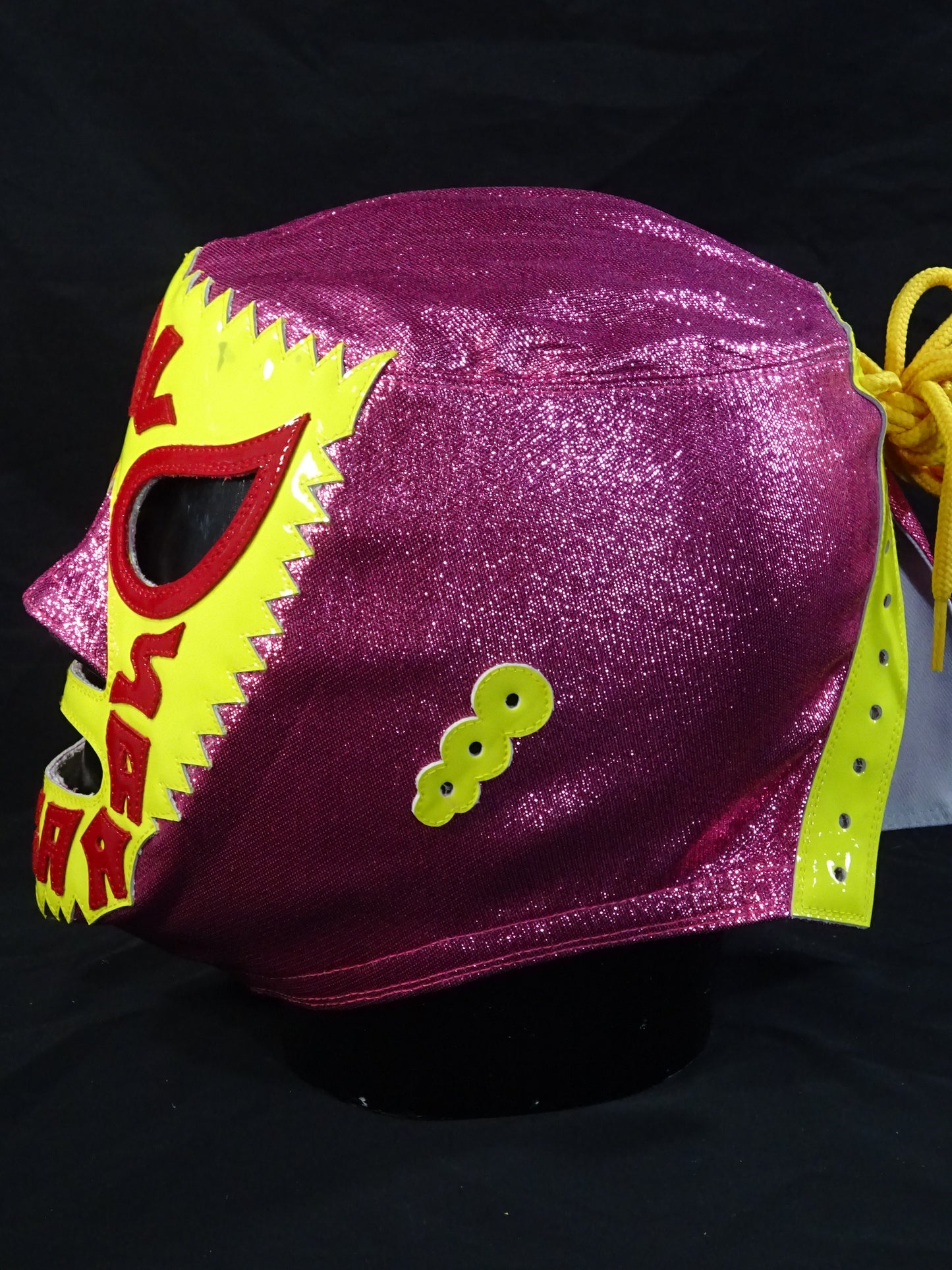 Mil Mascaras 